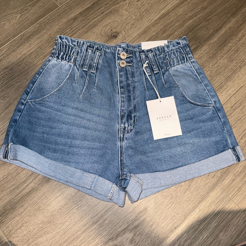 NWT Kancun stretchy high waisted shorts